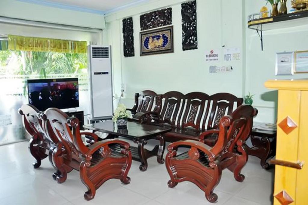 Hotel Mahar Mandalay Buitenkant foto