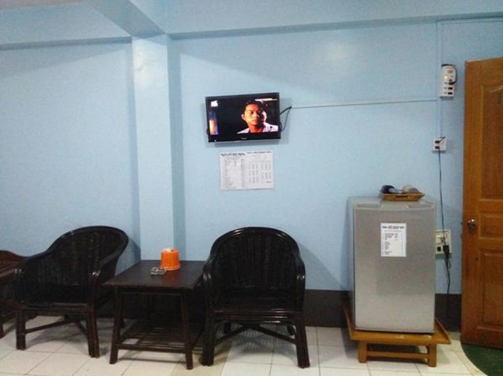 Hotel Mahar Mandalay Buitenkant foto