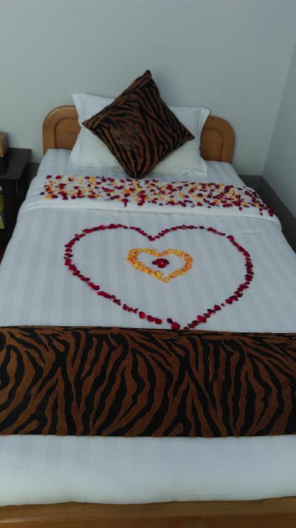 Hotel Mahar Mandalay Buitenkant foto