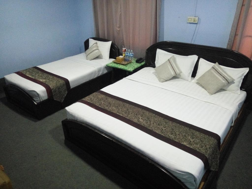 Hotel Mahar Mandalay Buitenkant foto