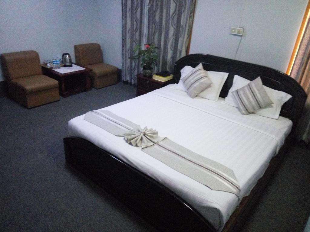 Hotel Mahar Mandalay Buitenkant foto
